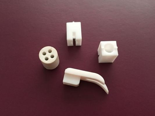 Bộ phận PTFE đúc phun 2,4g / cm3