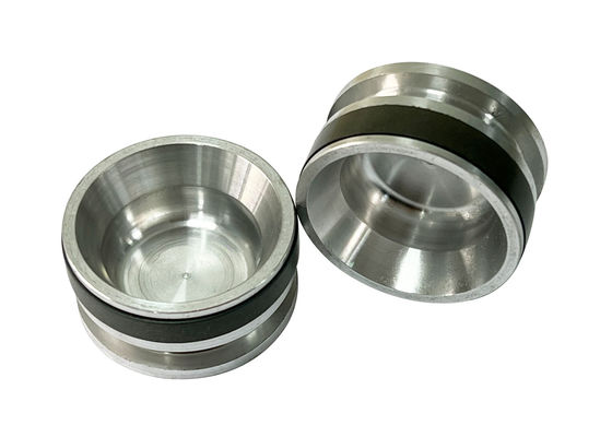 Độ bền cao Thiết kế độc đáo Piston băng với vật liệu dựa trên Fe C Cu và đầy PTFE